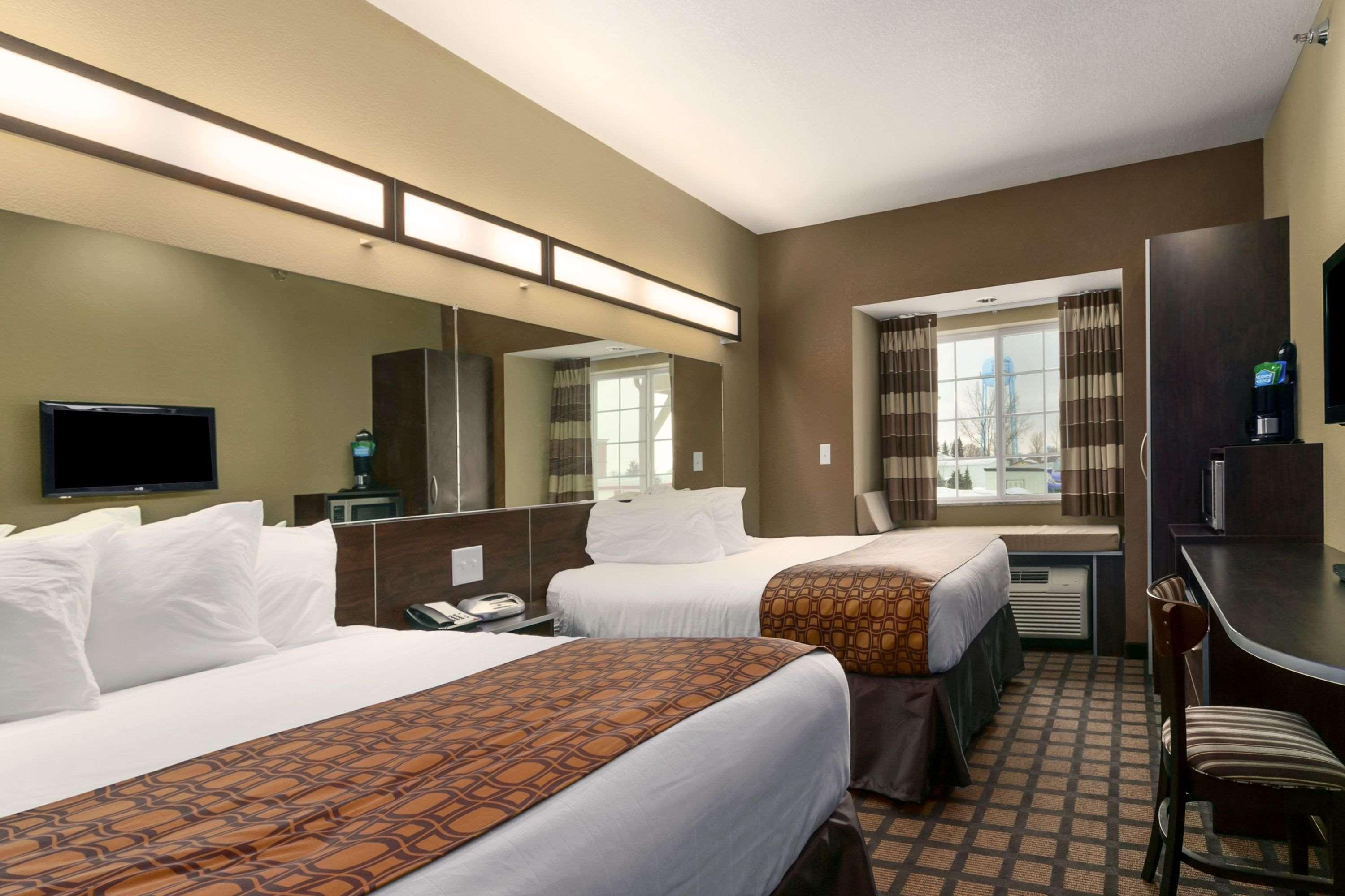 Hotel Microtel & By Wyndham Minot